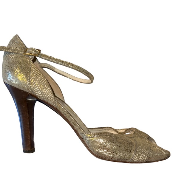 Fendi metallic gold heels with ankle strap size 38/ US 8 - Picture 1 of 8
